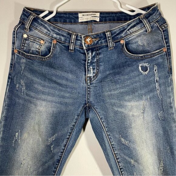 One Teaspoon Freebird II Low Waist Short Rise Fitted Leg Distressed Jean size 26 - Picture 3 of 8